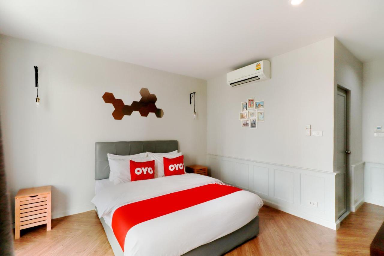 Oyo 825 Casampika Bed & Breakfast Chiang Mai Bagian luar foto